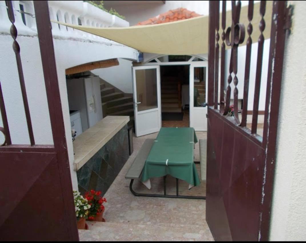 Pandza Apartment Seget Vranjica